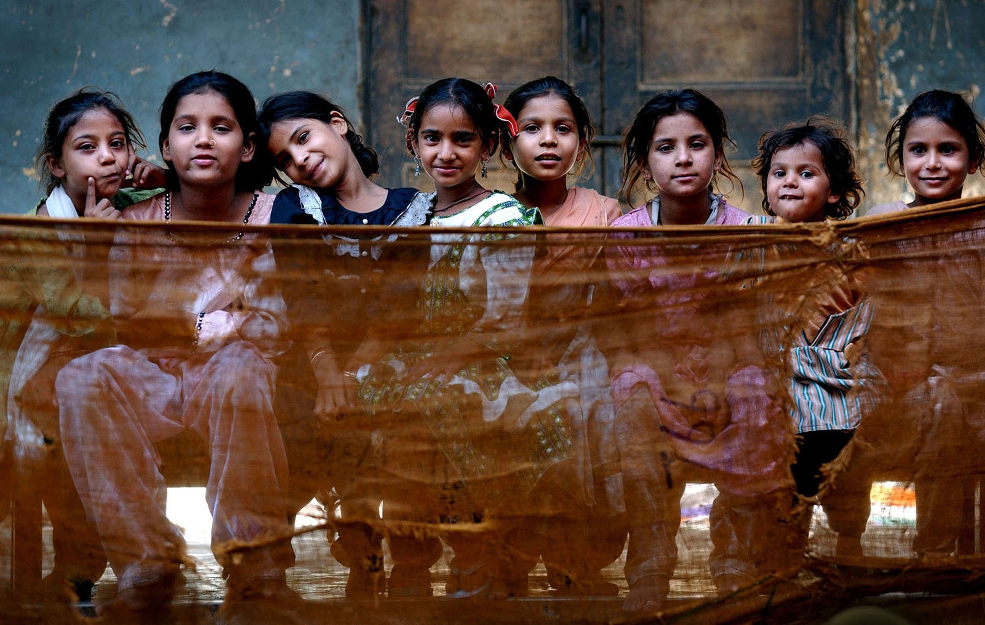 children at refugee camp india